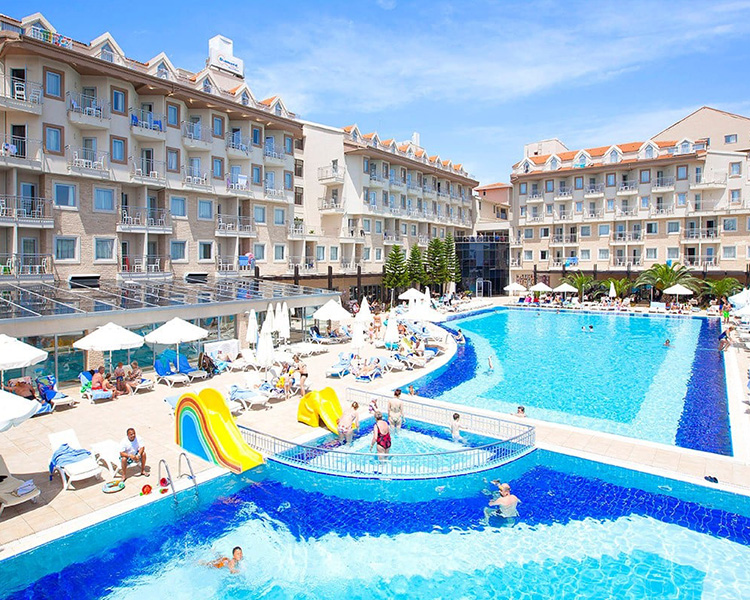 Diamond Beach Hotel & Spa