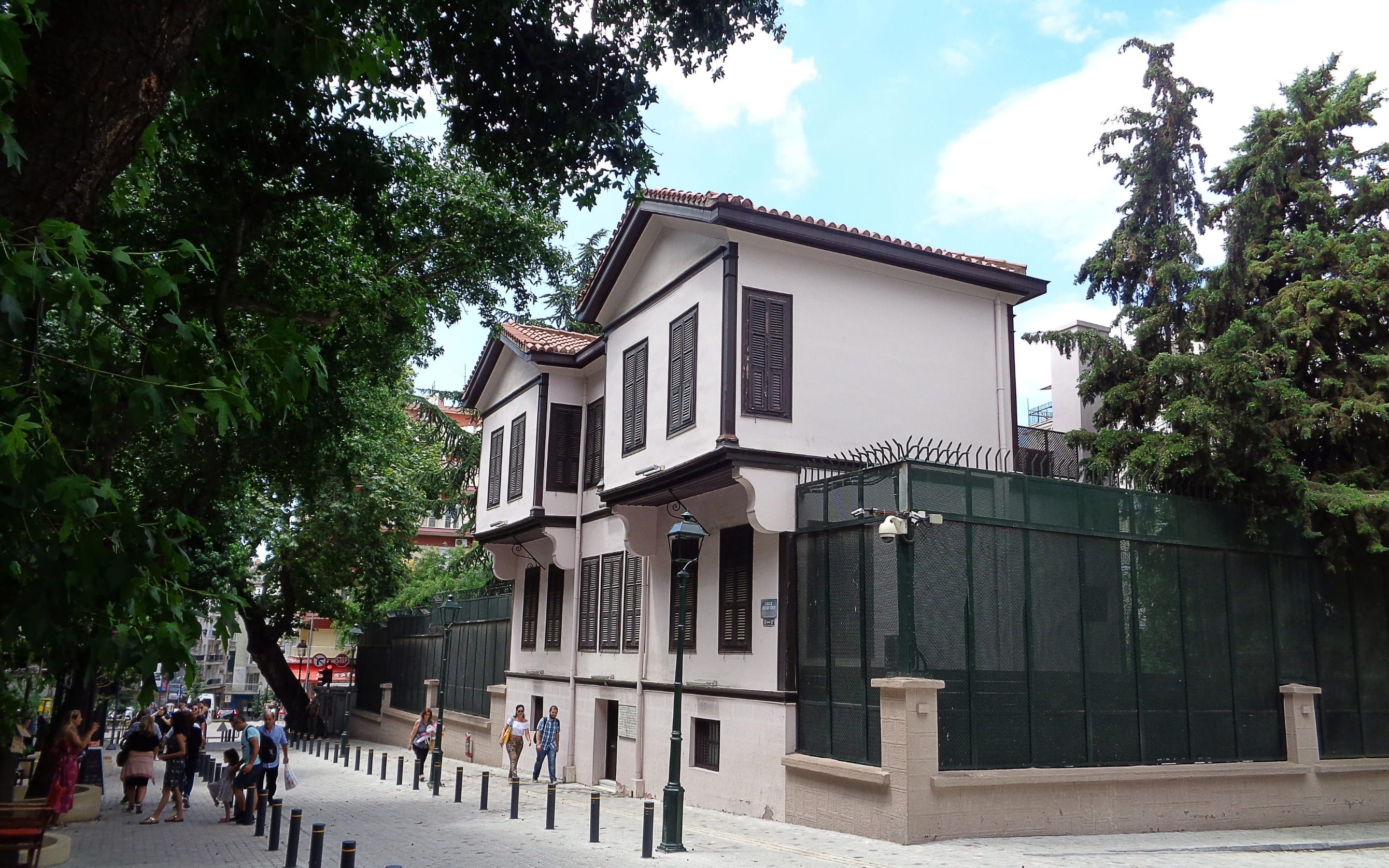 Otobüs İle Balkan Rüyası (6 Gece - Tüm Çevre Gezileri ve Ekstra Turlar Dahil) İzmir Hareketli