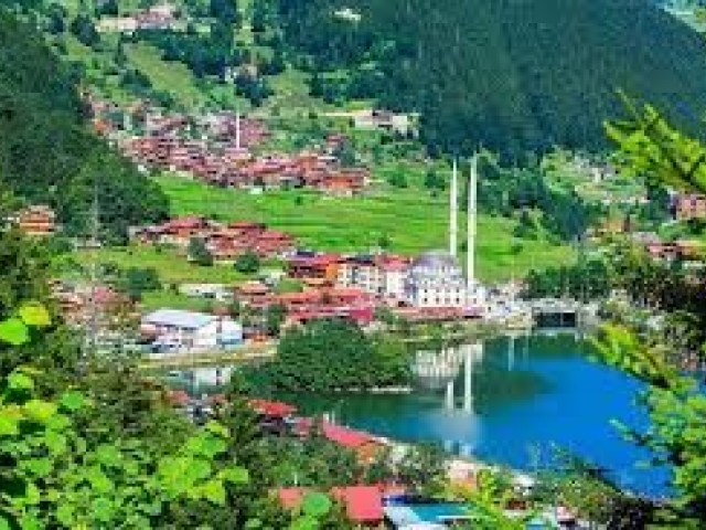 İkonik Karadeniz Yaylalar ve Batum Turu Trabzon Başlar| 3 Gece Konaklamalı İstanbul Havalimanı Çıkışlı