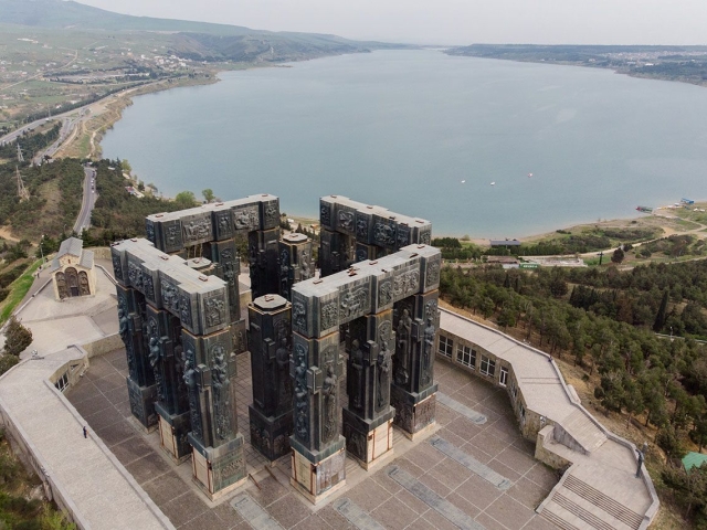 İkonik Güney Kafkasya Gürcistan Turu 4 Gece Konaklamalı Çukurova Havalimanı Çıkışlı