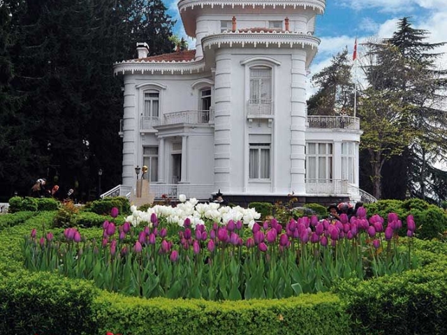 İkonik Karadeniz Yaylalar ve Batum Turu | 3 Gece Konaklamalı İstanbul Çıkışlı