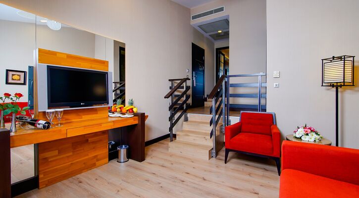 Limak Lara Deluxe Hotel & Resort