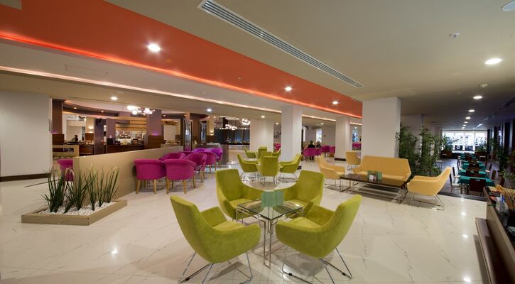 Limak Lara Deluxe Hotel & Resort