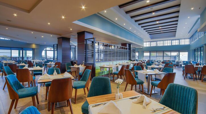 Limak Lara Deluxe Hotel & Resort