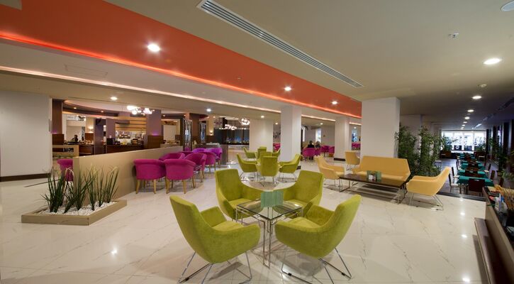 Limak Lara Deluxe Hotel & Resort