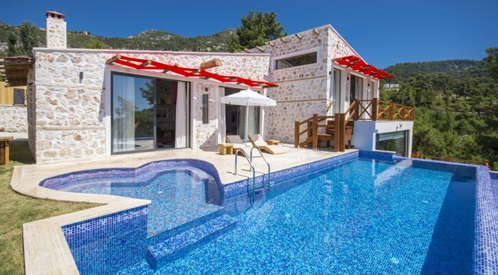 Kalkan İslamlar Köyünde 1+1 Lüks Balayı Villası