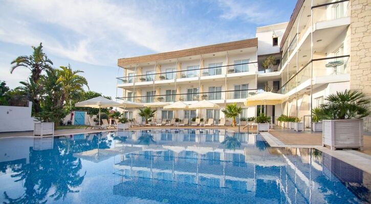Mos Otel Çeşme