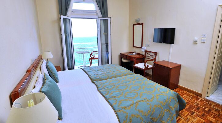 Dome Hotel & Casino Kıbrıs