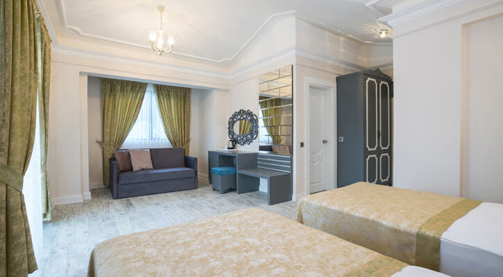 Otto Palace Boutique Hotel