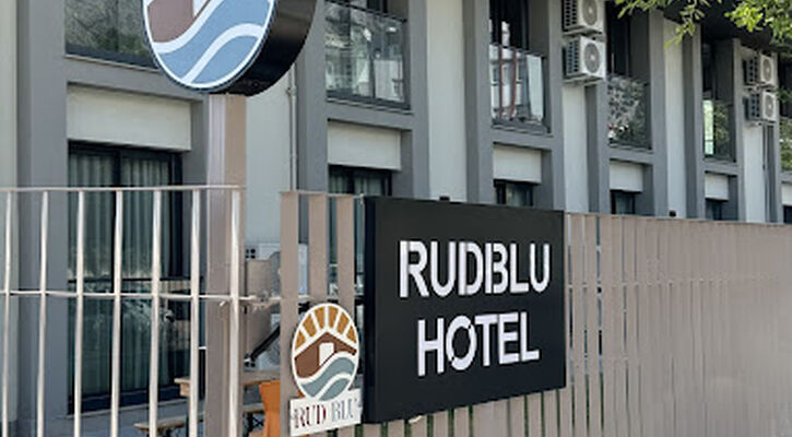 RudBlu Suites