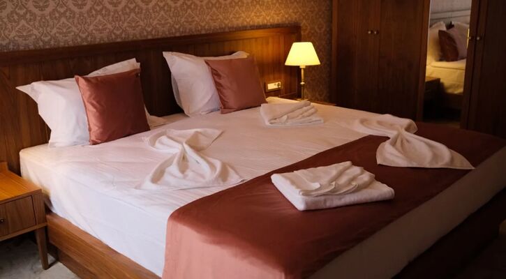 Melaike Hotel