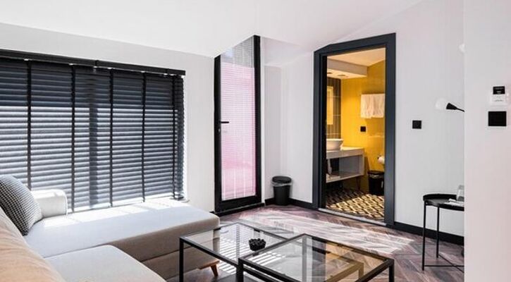 Angelo Suites