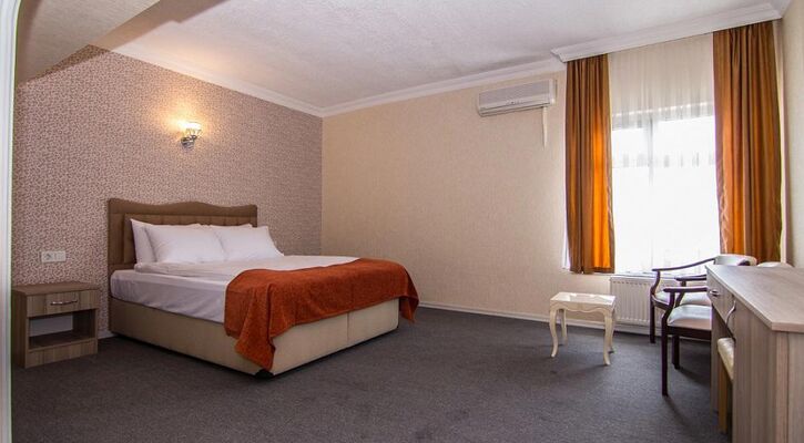 An Grand Hotel