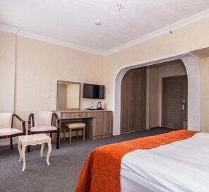 An Grand Hotel
