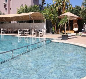 Mos Otel Çeşme