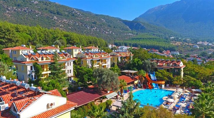 Perdikia Hill & Family Hotel