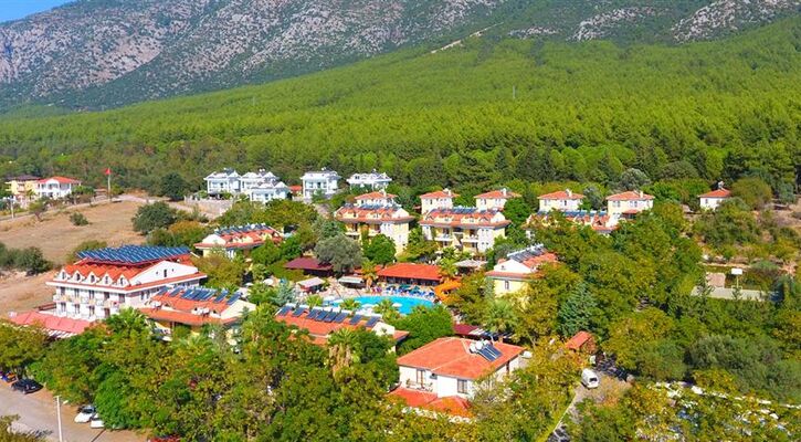 Perdikia Hill & Family Hotel