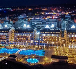 Diamond De Luxe Hotel