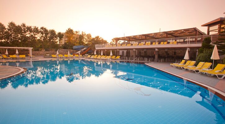 Club Mermaid Village