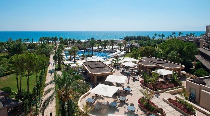Crystal Tat Beach Golf Resort & Spa