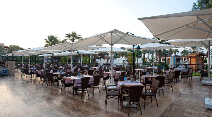 Crystal Tat Beach Golf Resort & Spa