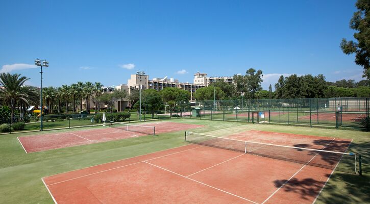 Crystal Tat Beach Golf Resort & Spa