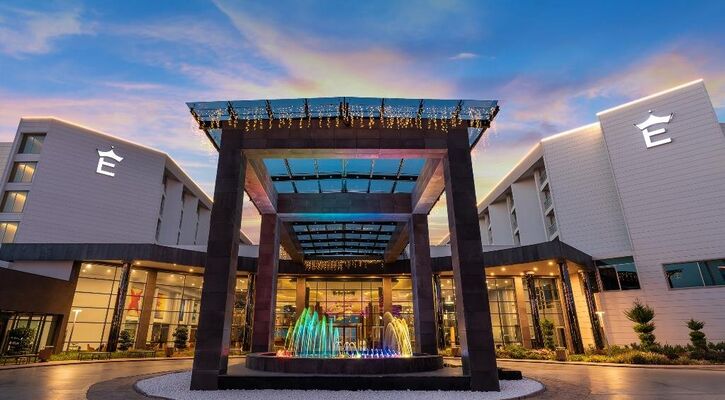 Elexus Hotel Resort & Casino & Spa