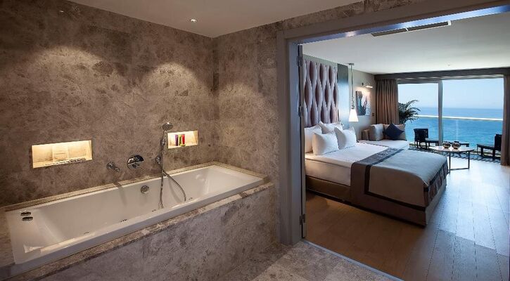 Elexus Hotel Resort & Casino & Spa