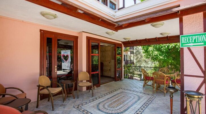 Pink Palace Hotel