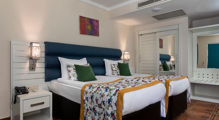 Orange County Kemer - Adult Only +18