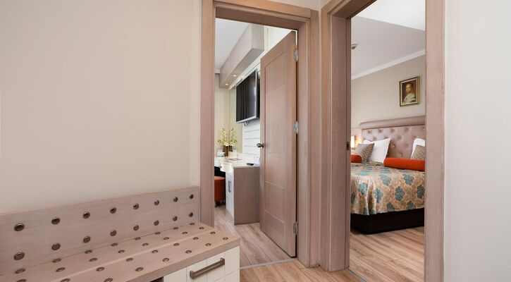 Orange County Kemer - Adult Only +18