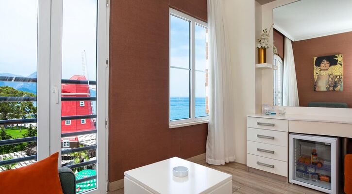 Orange County Kemer - Adult Only +18