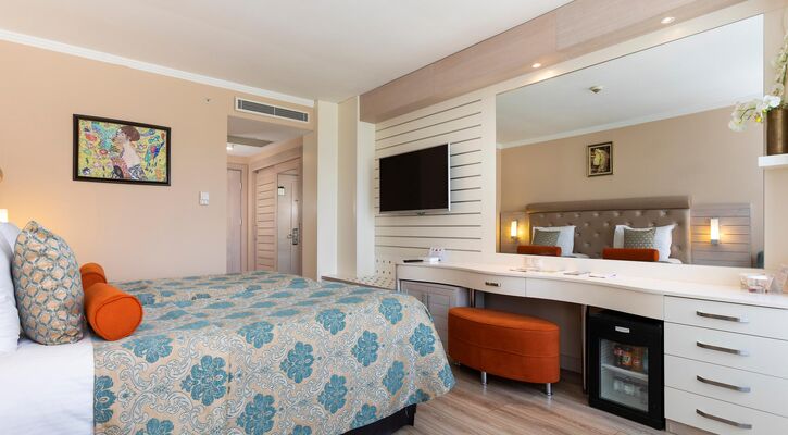 Orange County Kemer - Adult Only +18