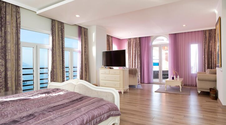 Orange County Kemer - Adult Only +18
