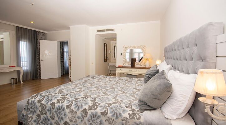 Orange County Kemer - Adult Only +18